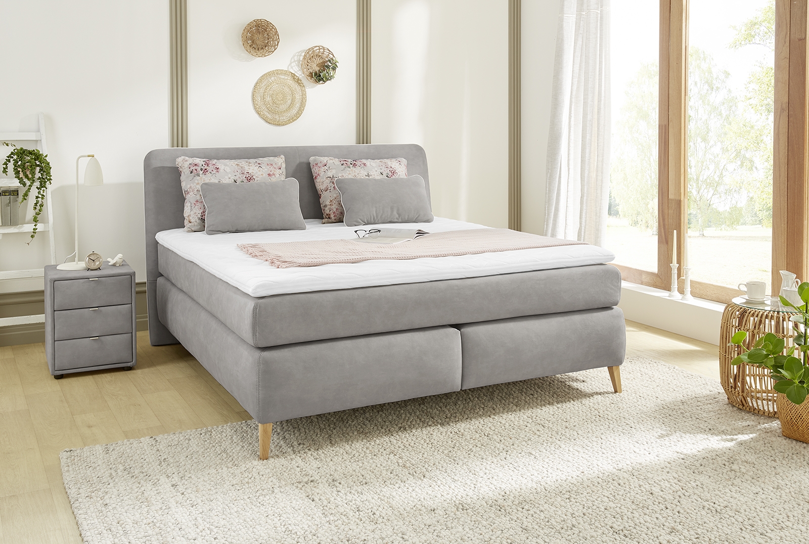 Lit boxspring ROSALIE