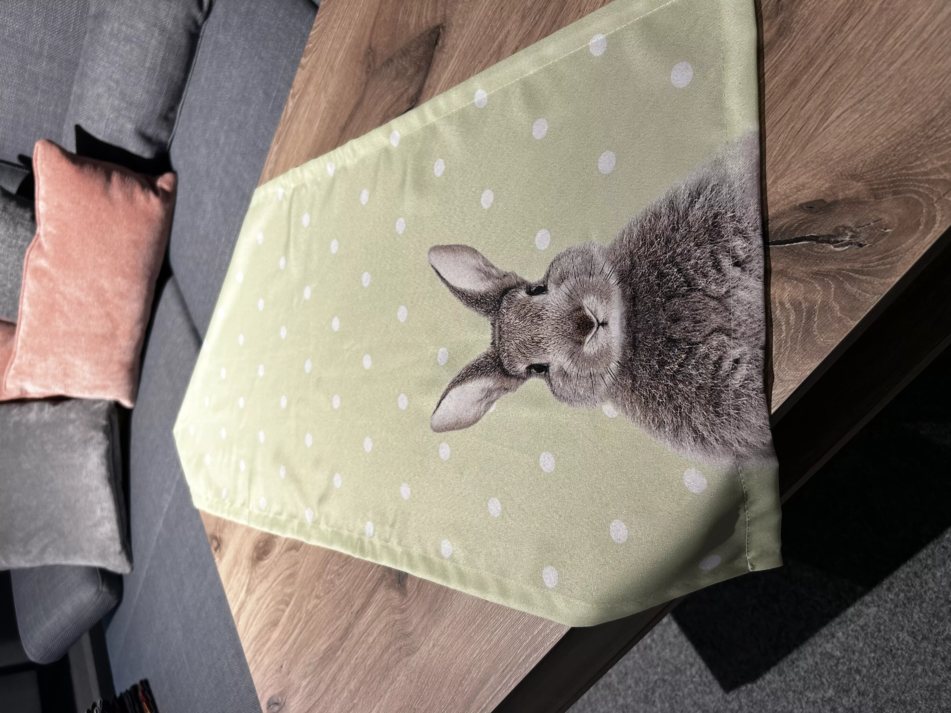 Chemin de table tête de lapin ROGER