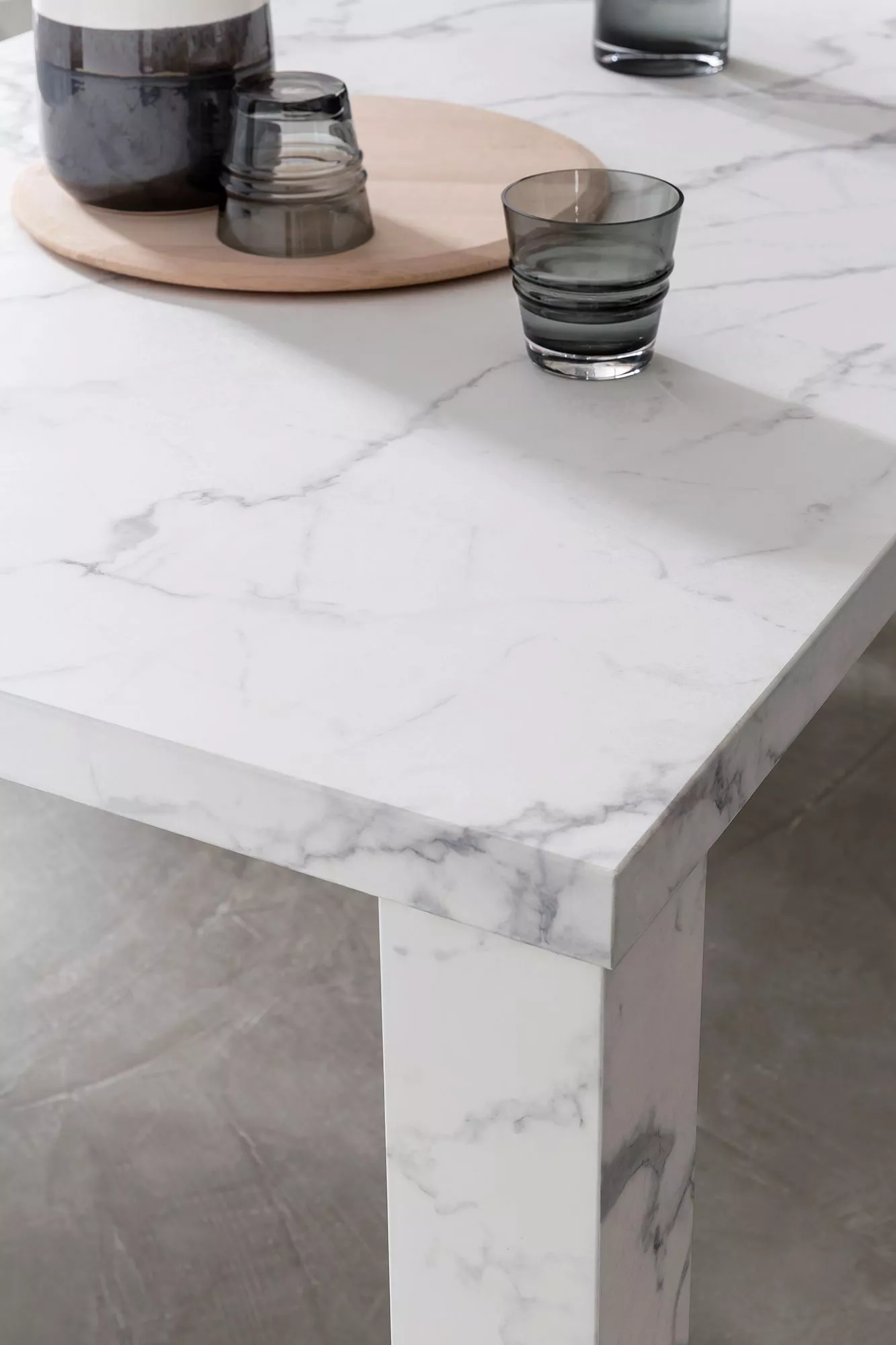 Table de repas CIPUTAT