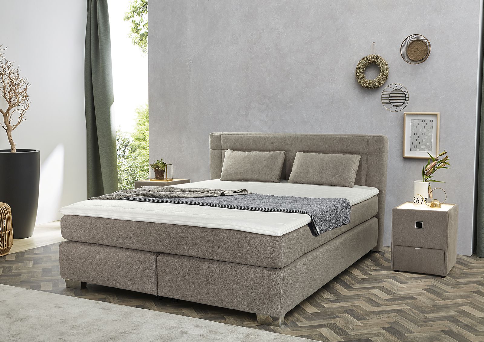 Lit boxspring  ROMANA MIX