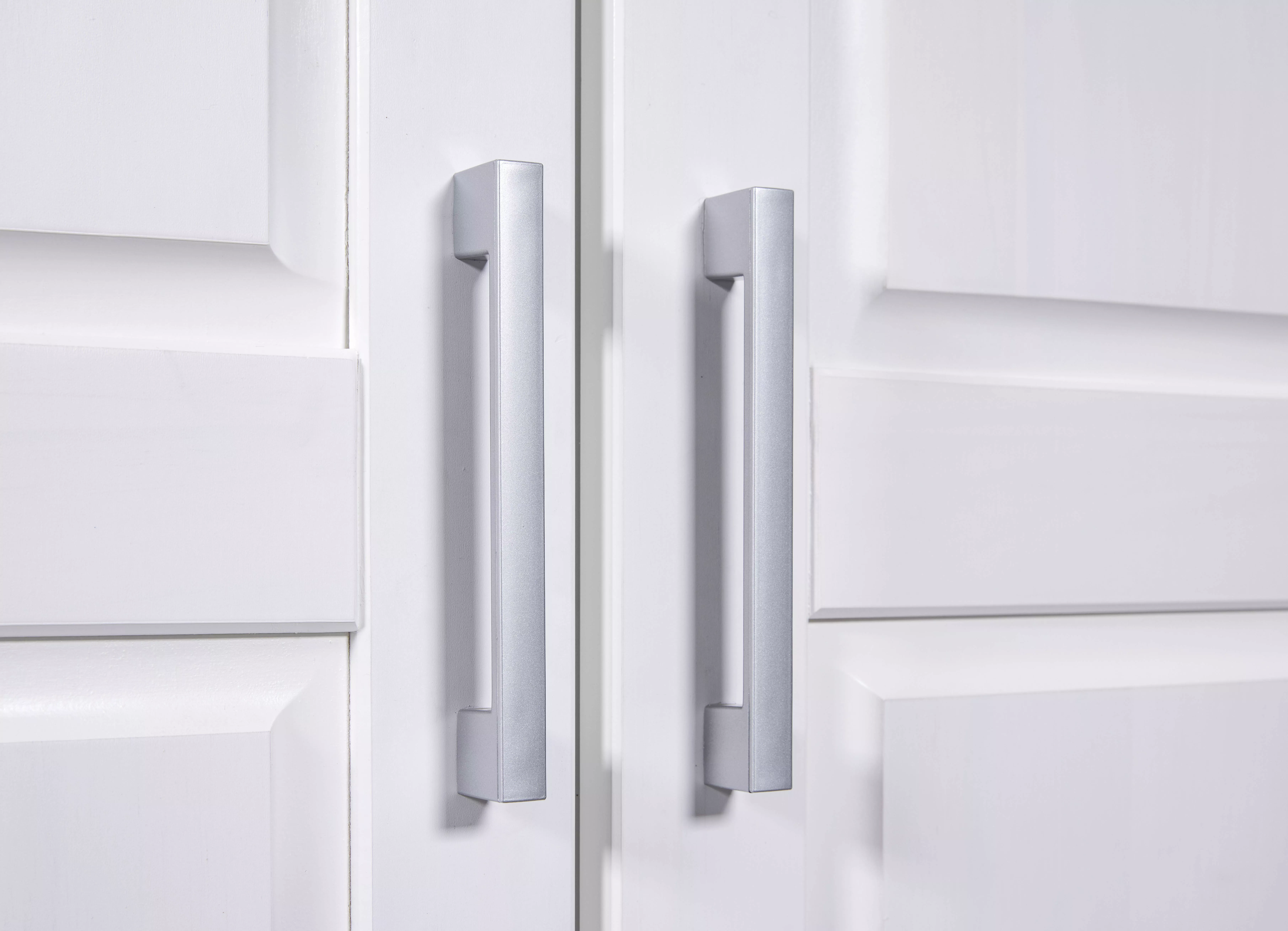 Armoire à vêtements HAKON