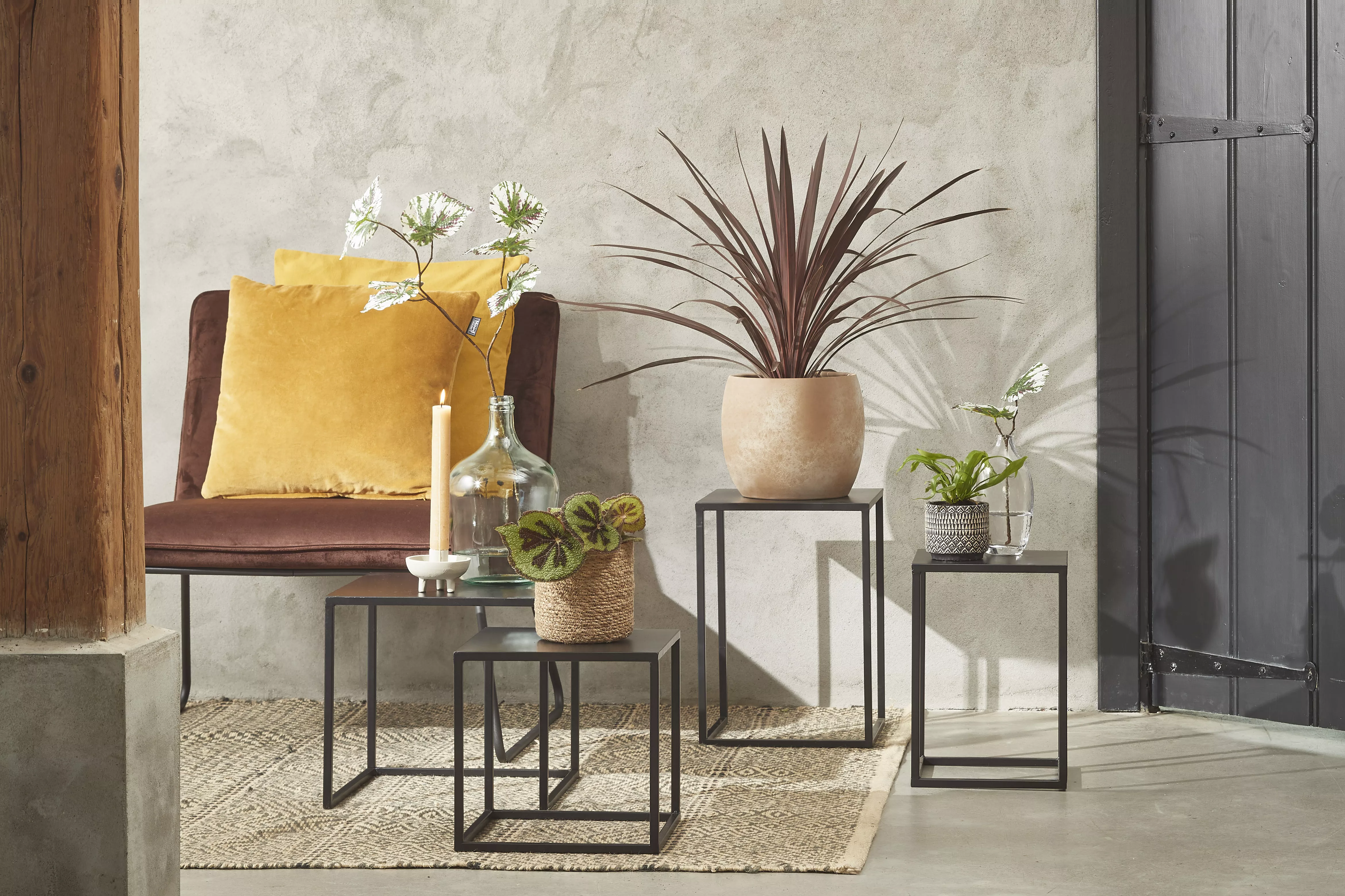 Grande table d'appoint GOA
