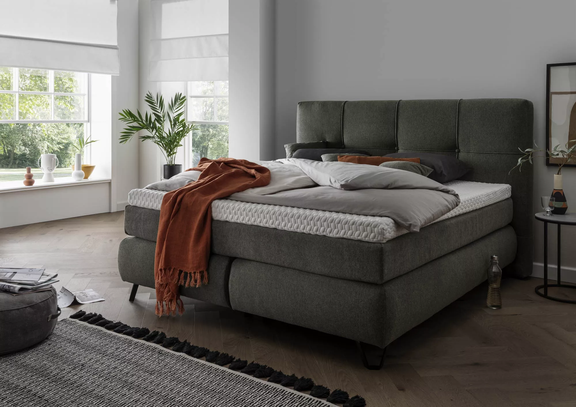 Lit boxspring PAROS