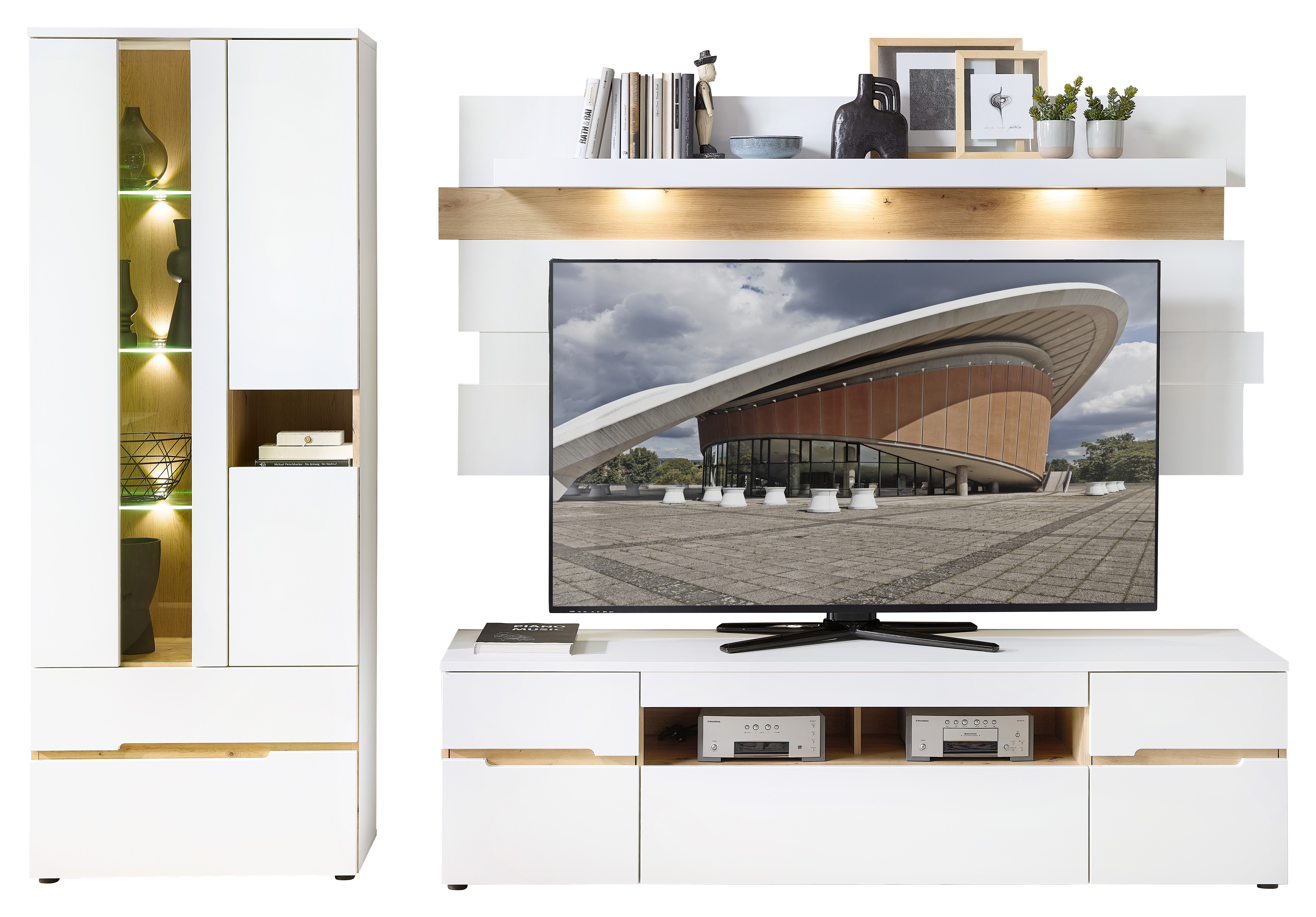 Mur TV MEAGAN