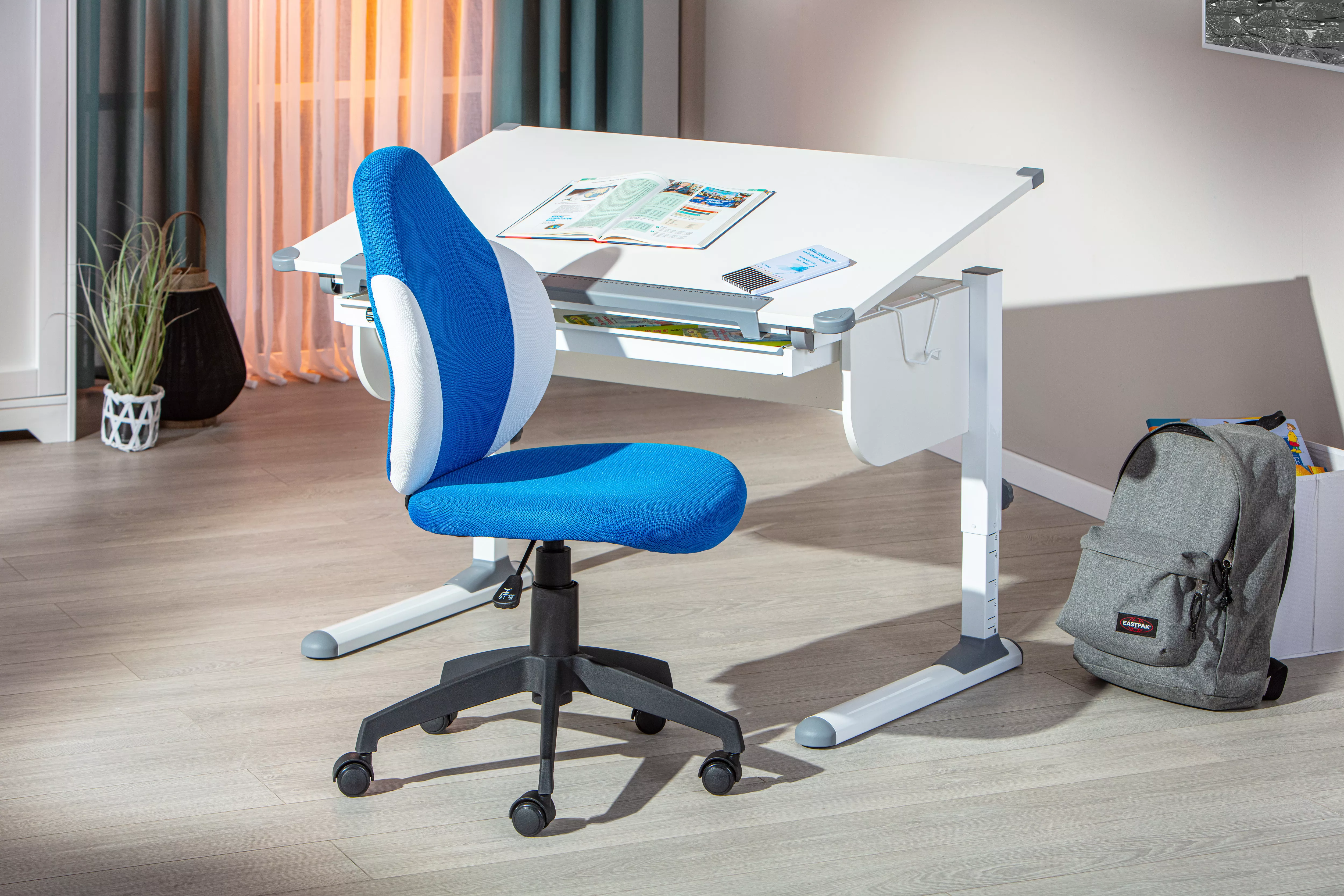 Chaise de bureau pour enfant JESSI