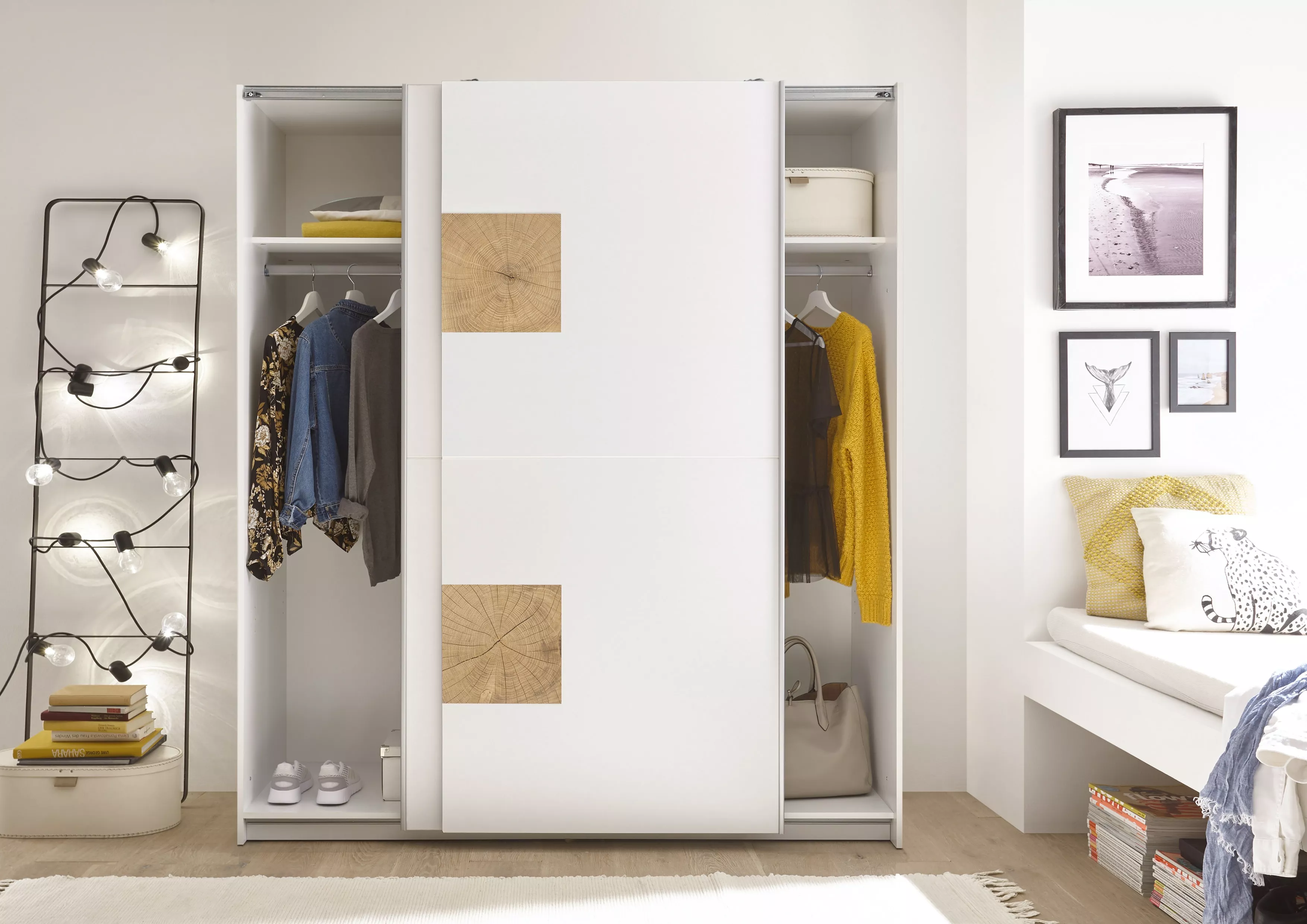Armoire à portes coulissantes JOOS
