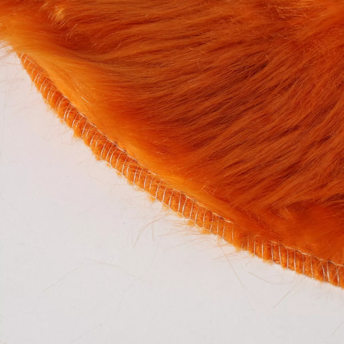 Coussin d'assise rond aspect peluche SKOLDI