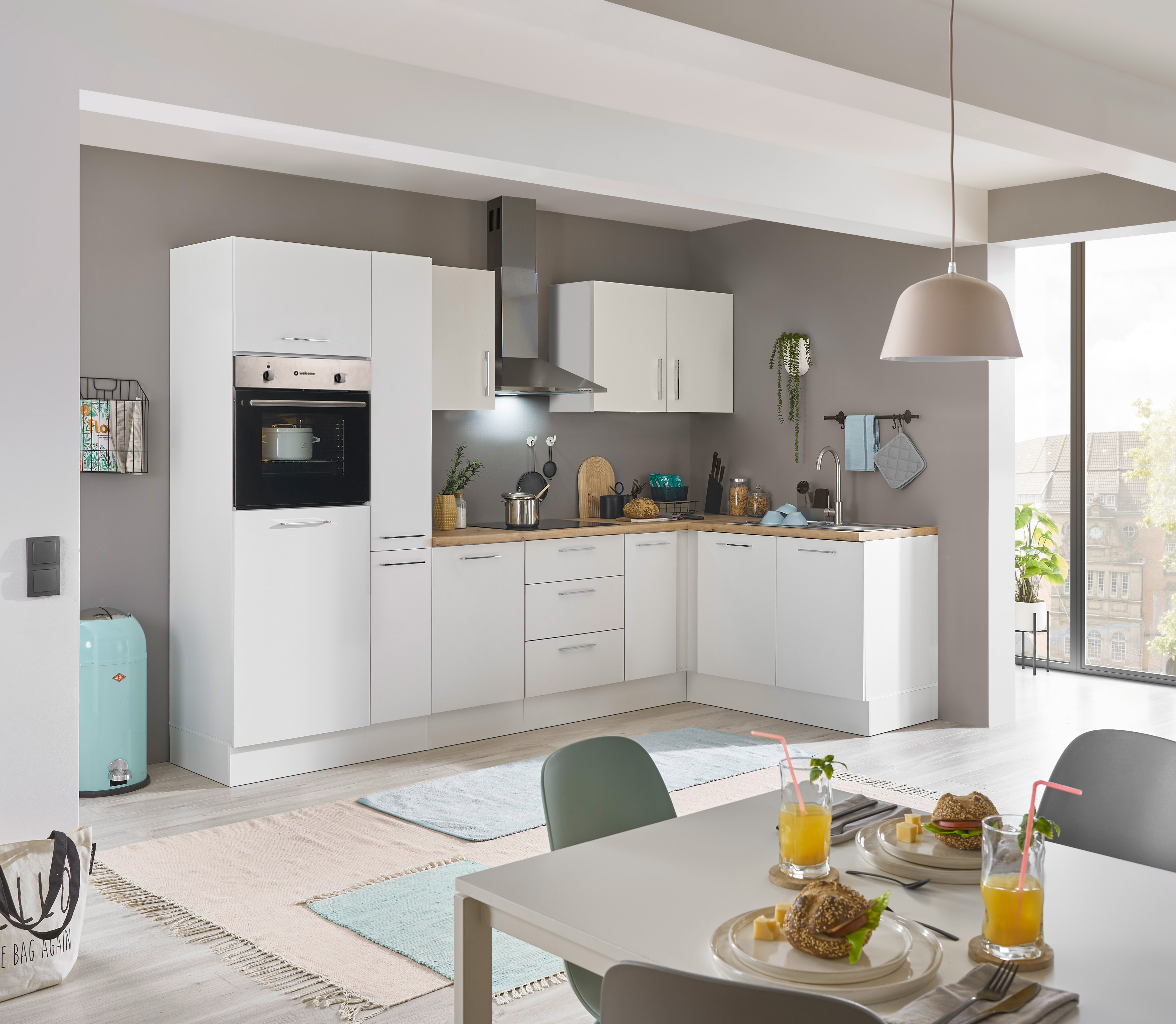 Bloc cuisine avec électroménager CORNWALL (cuisine d'angle-four-réfrigérateur-armoire coulissante) I