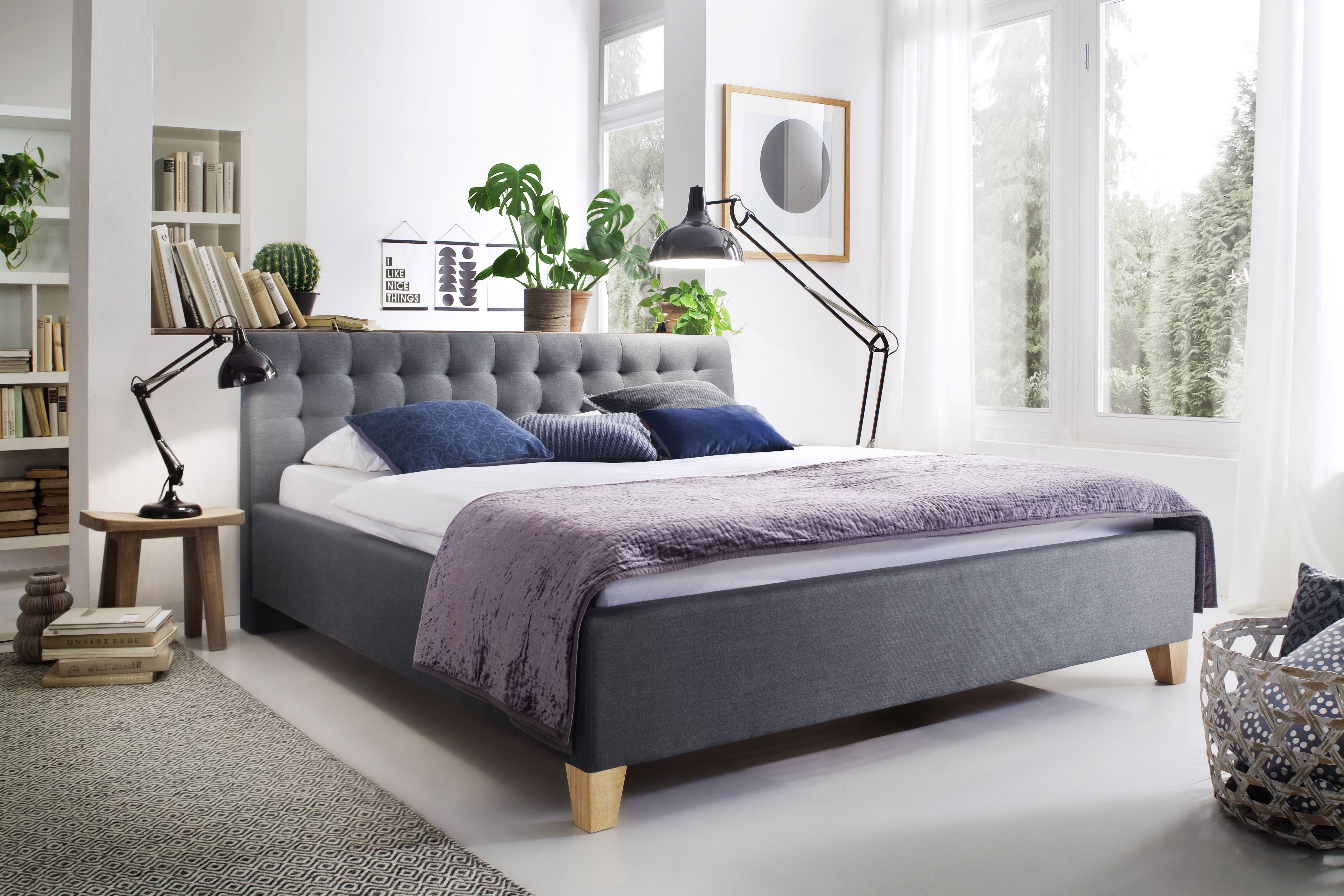 Lit rembourré LUCCA Lit rembourré LUCCA