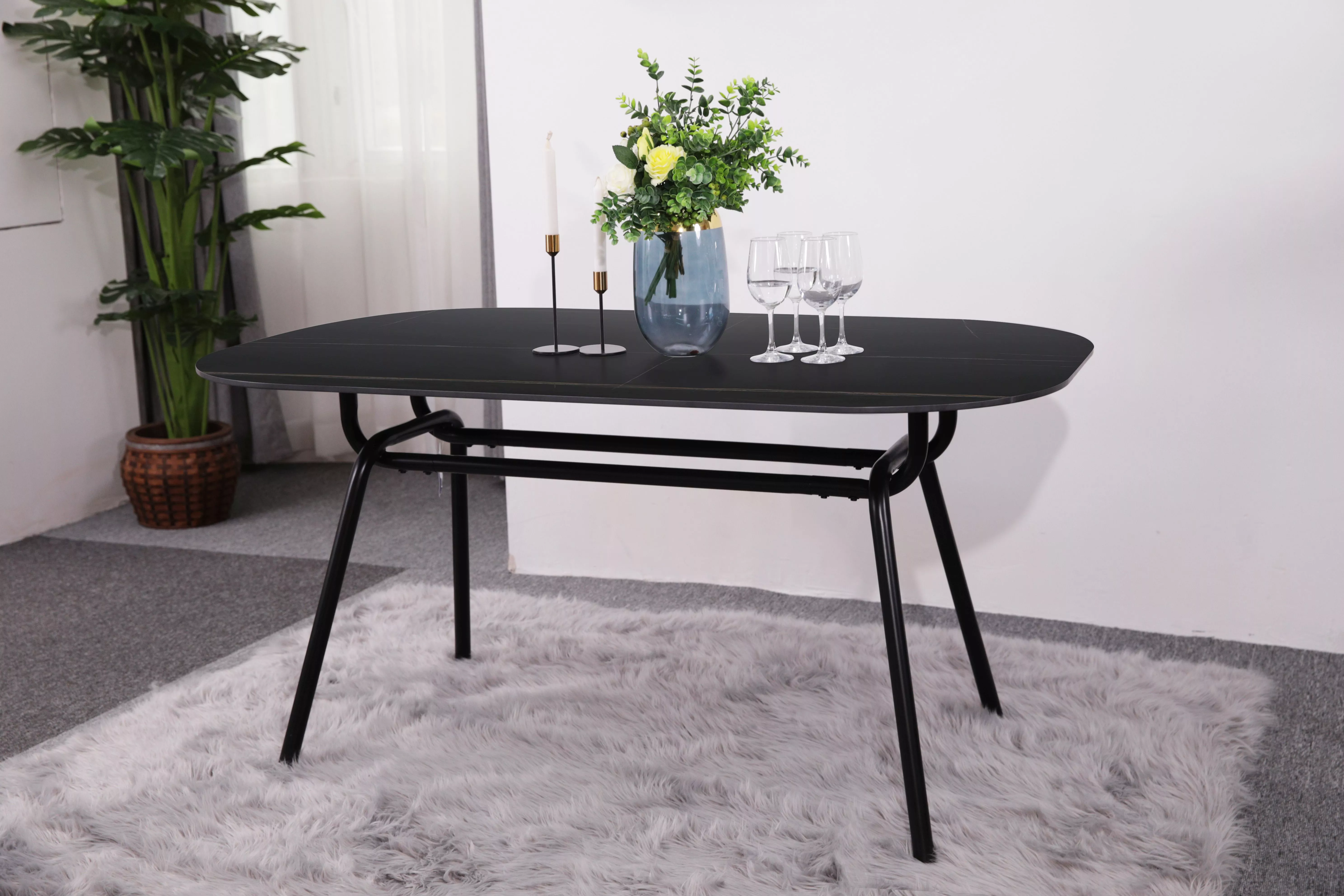 Table de repas BINCHE