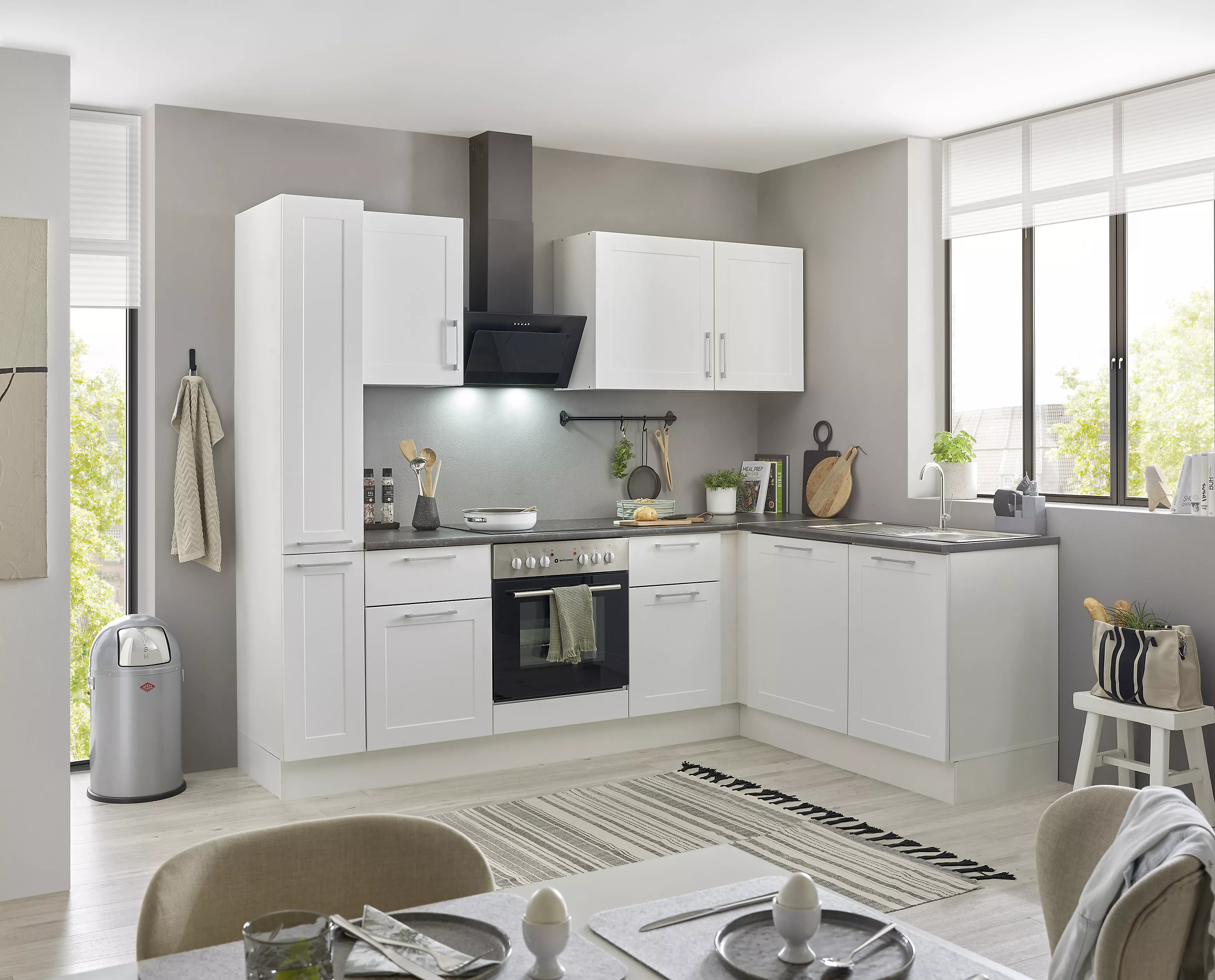 Bloc cuisine avec électroménager HASTINGS (cuisine d'angle - armoire coulissante) I