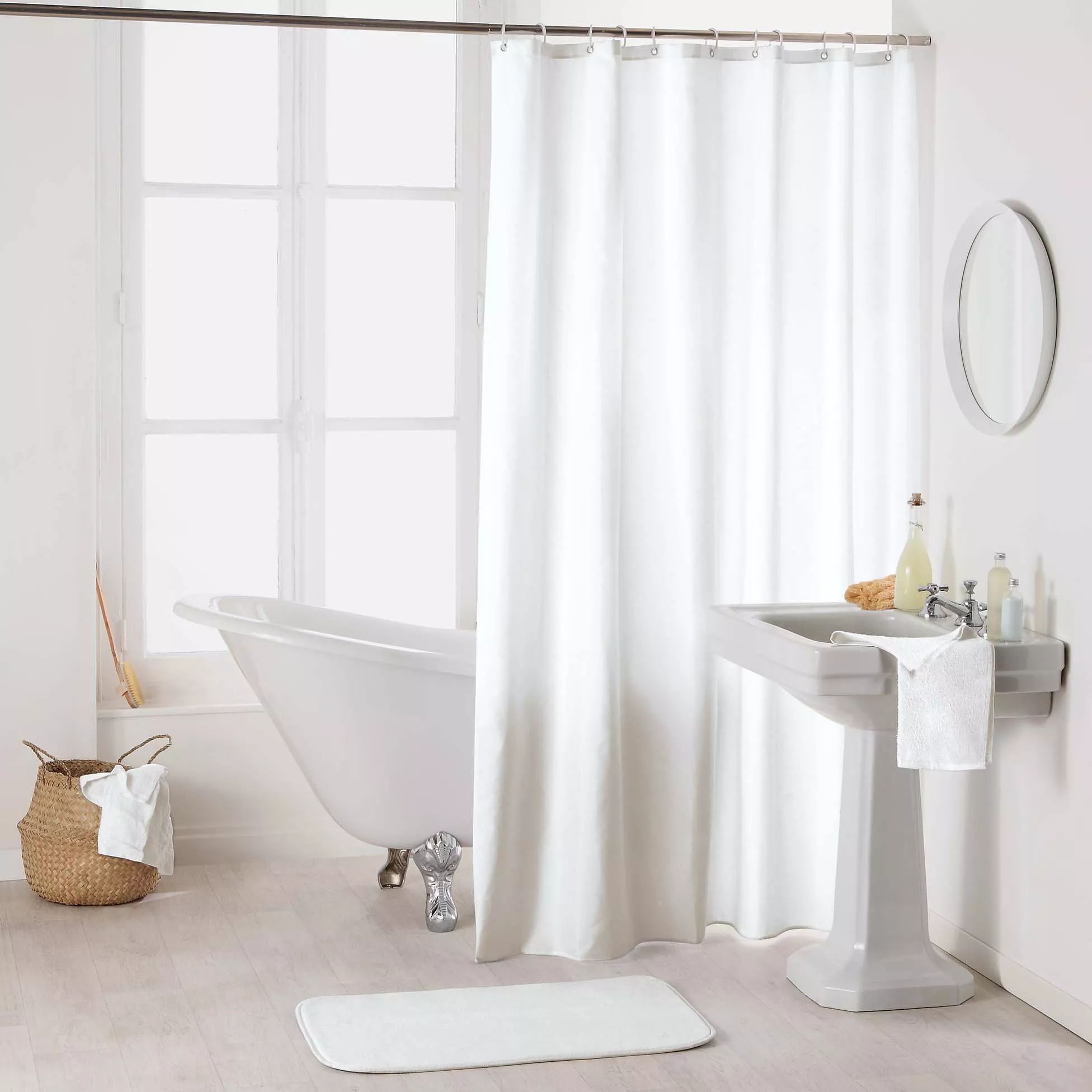 Rideau de douche à œillets ESSENCIA