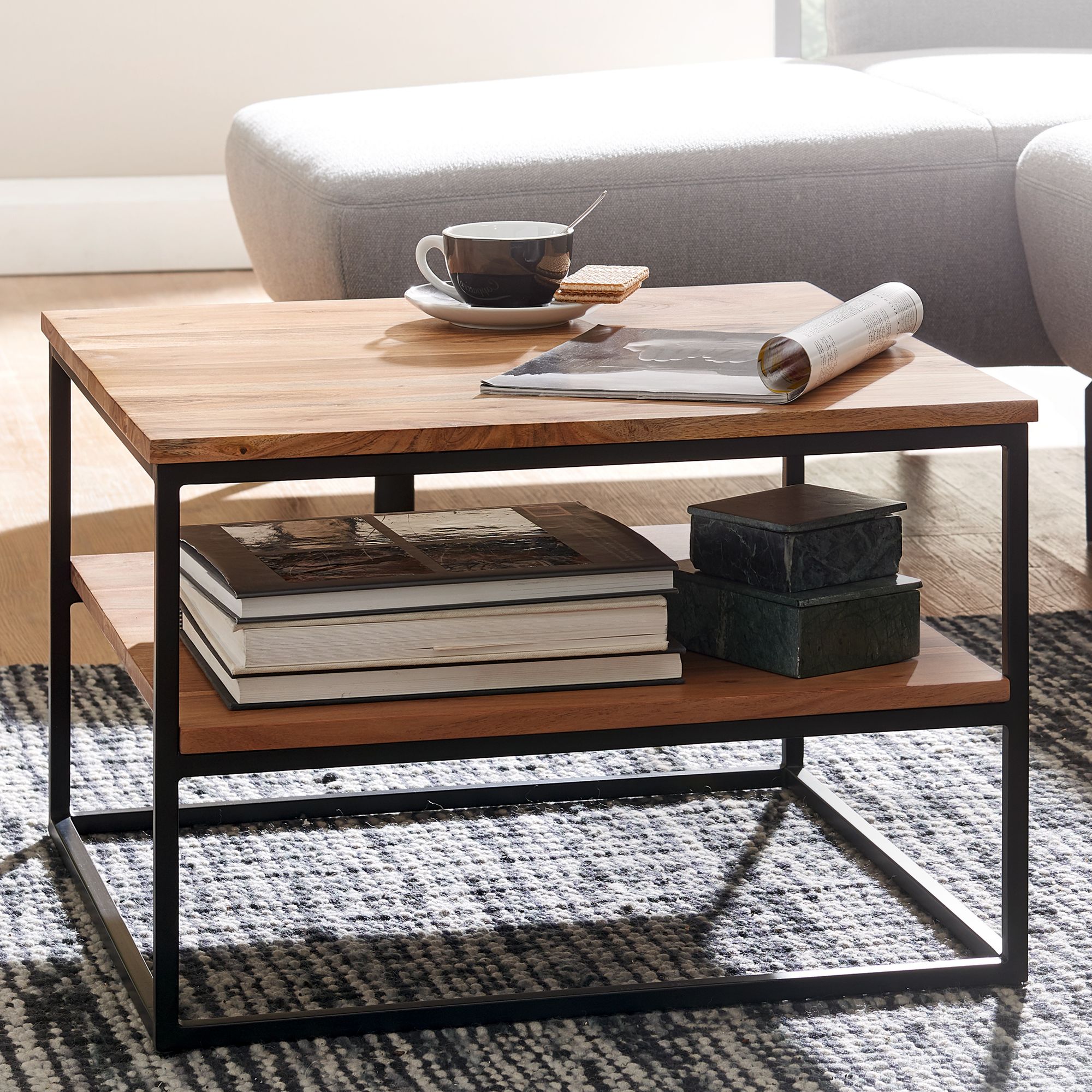 Table basse DOI HUAMODNOI Table basse DOI HUAMODNOI