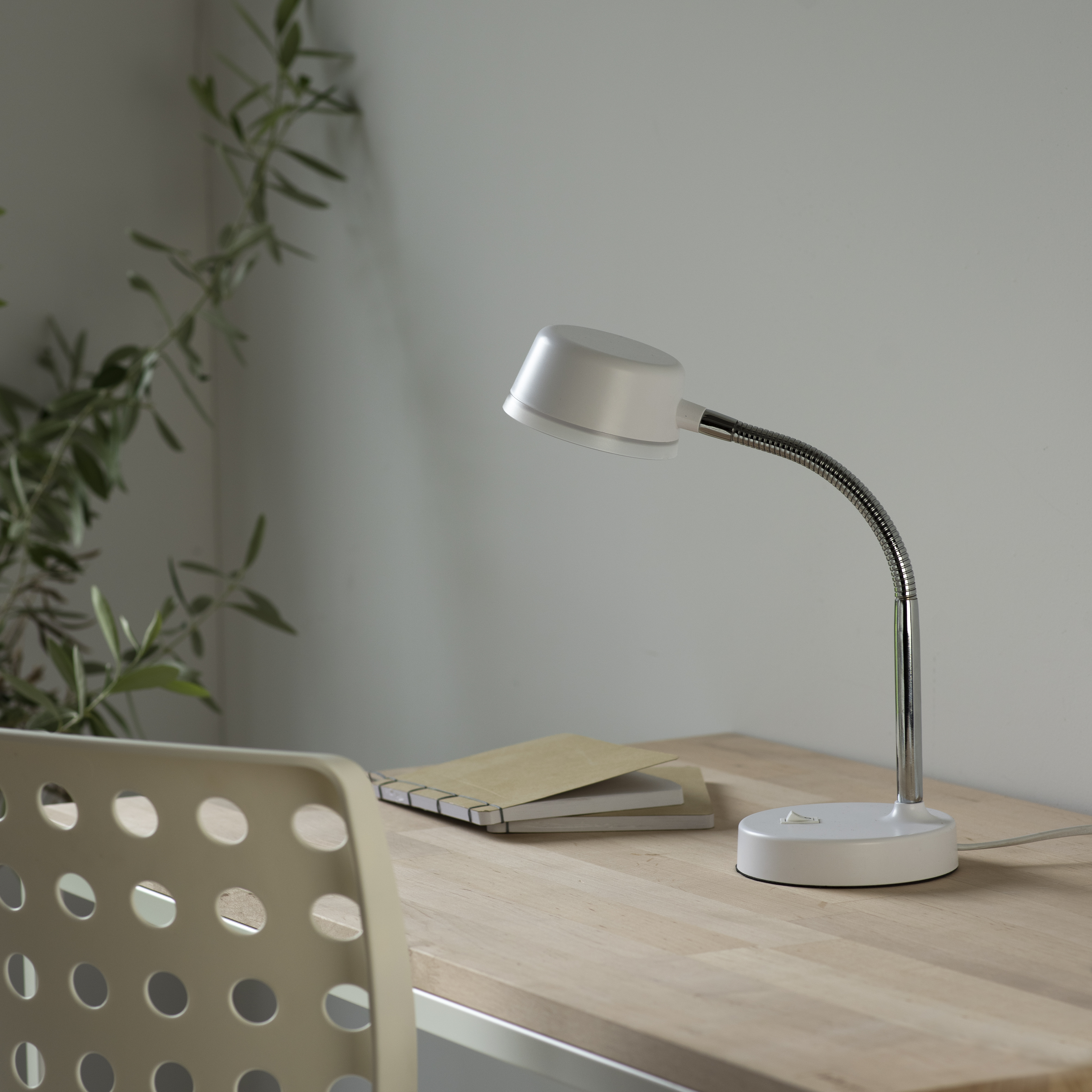 Lampe de table LED Enisa