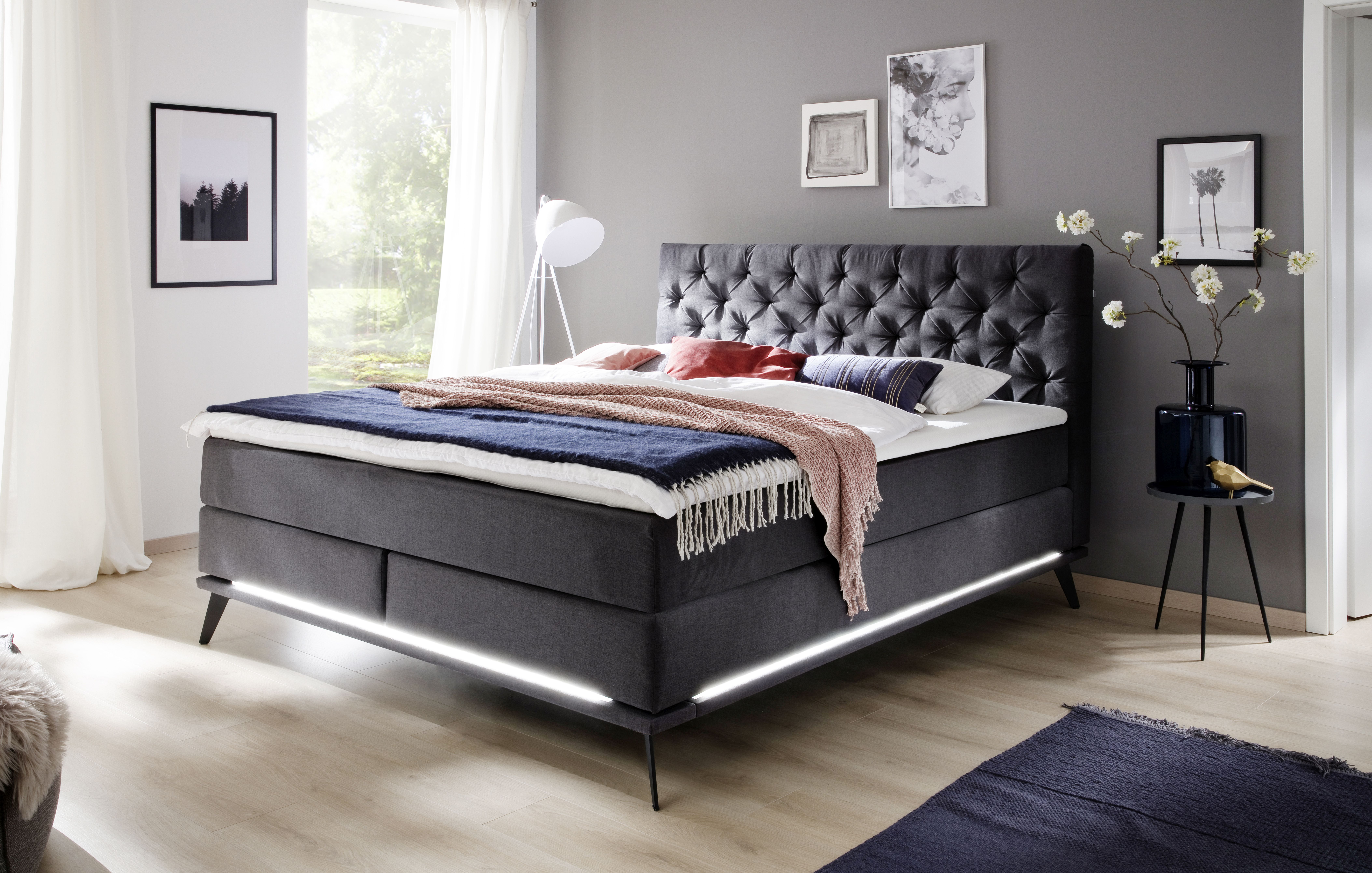 Lit boxspring MILANO