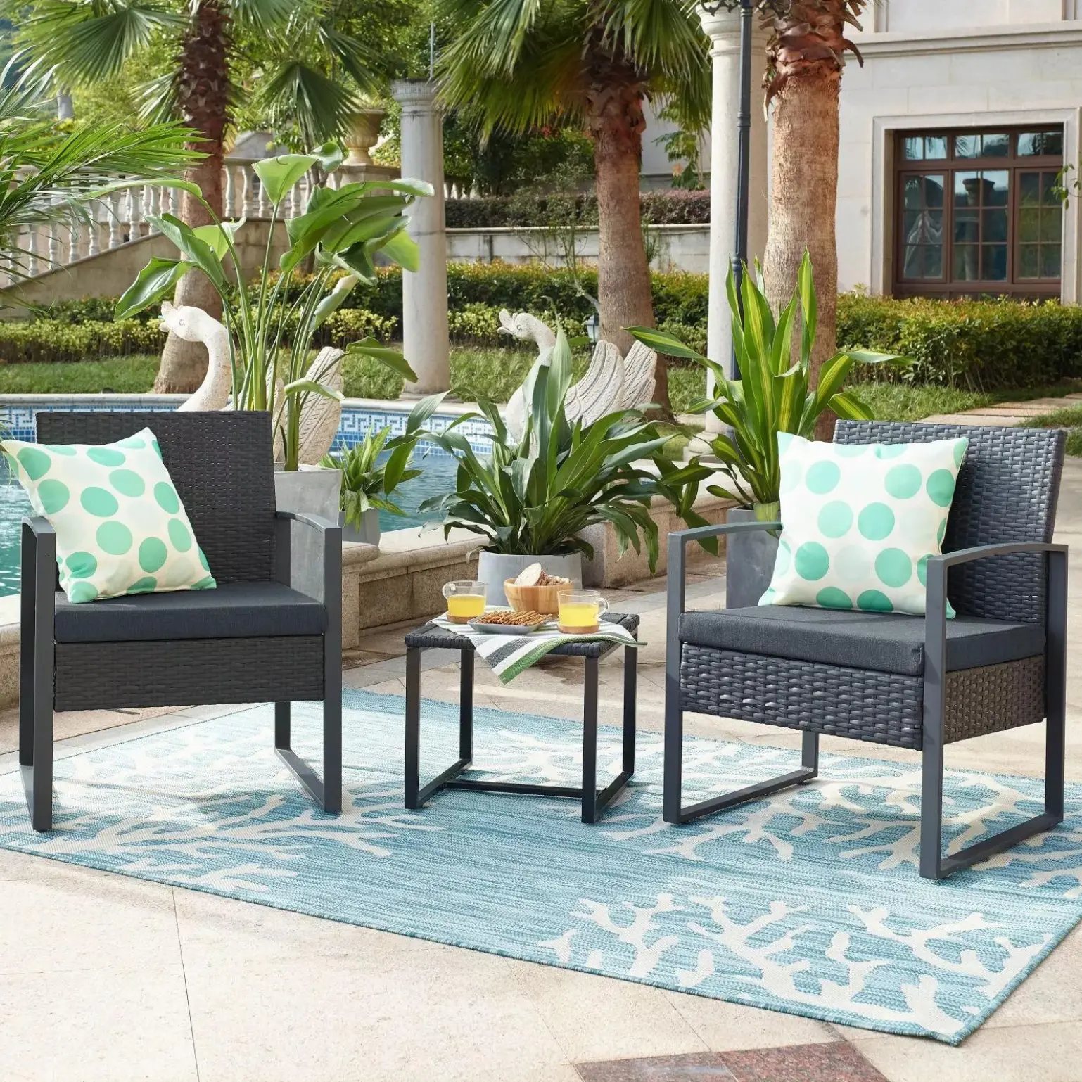 Guide: Bien nettoyer et entretenir les meubles de jardin