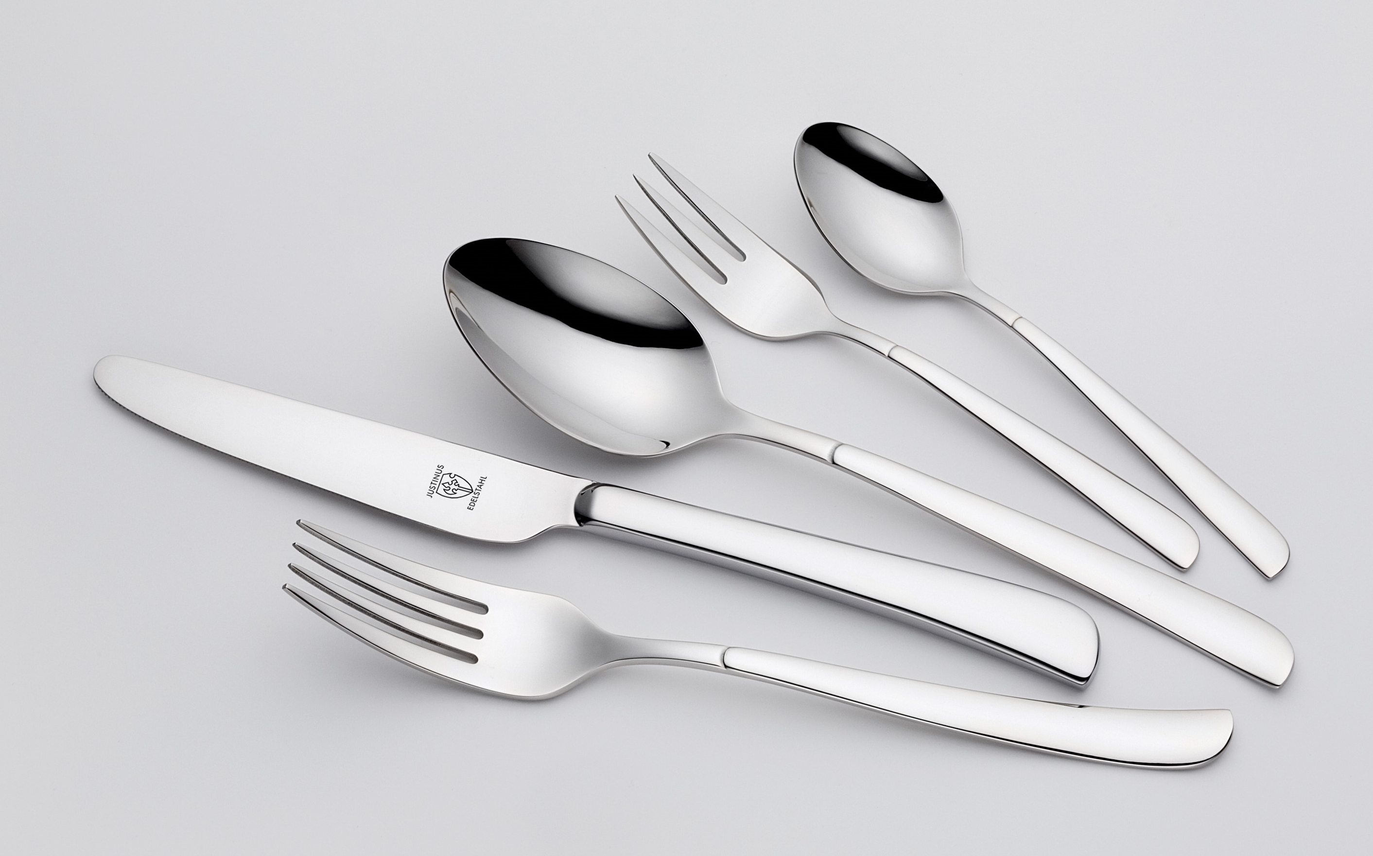 Ménagère 30 couverts VENTANA Ménagère 30 couverts VENTANA