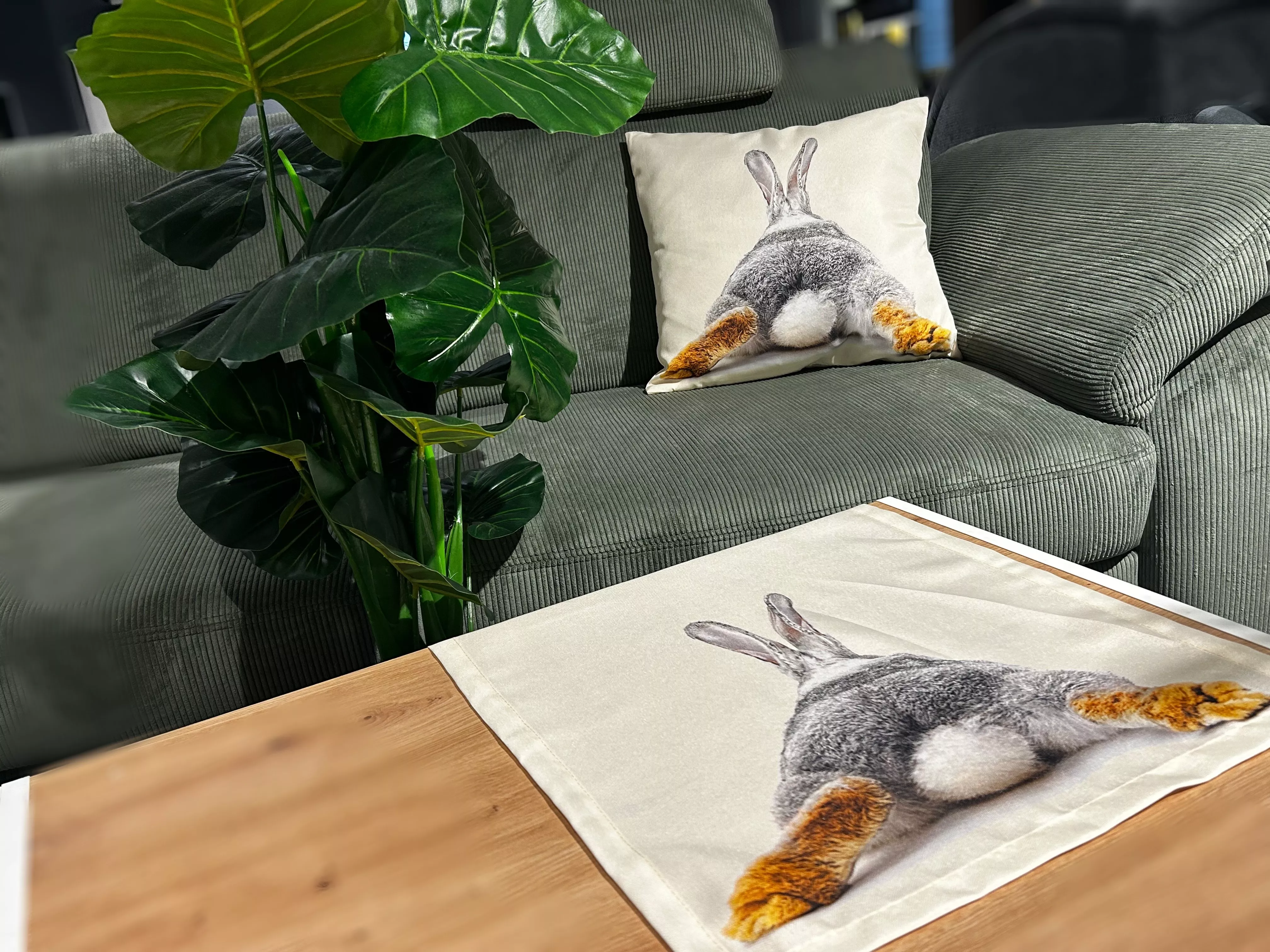 Coussin lapin de dos ROGER