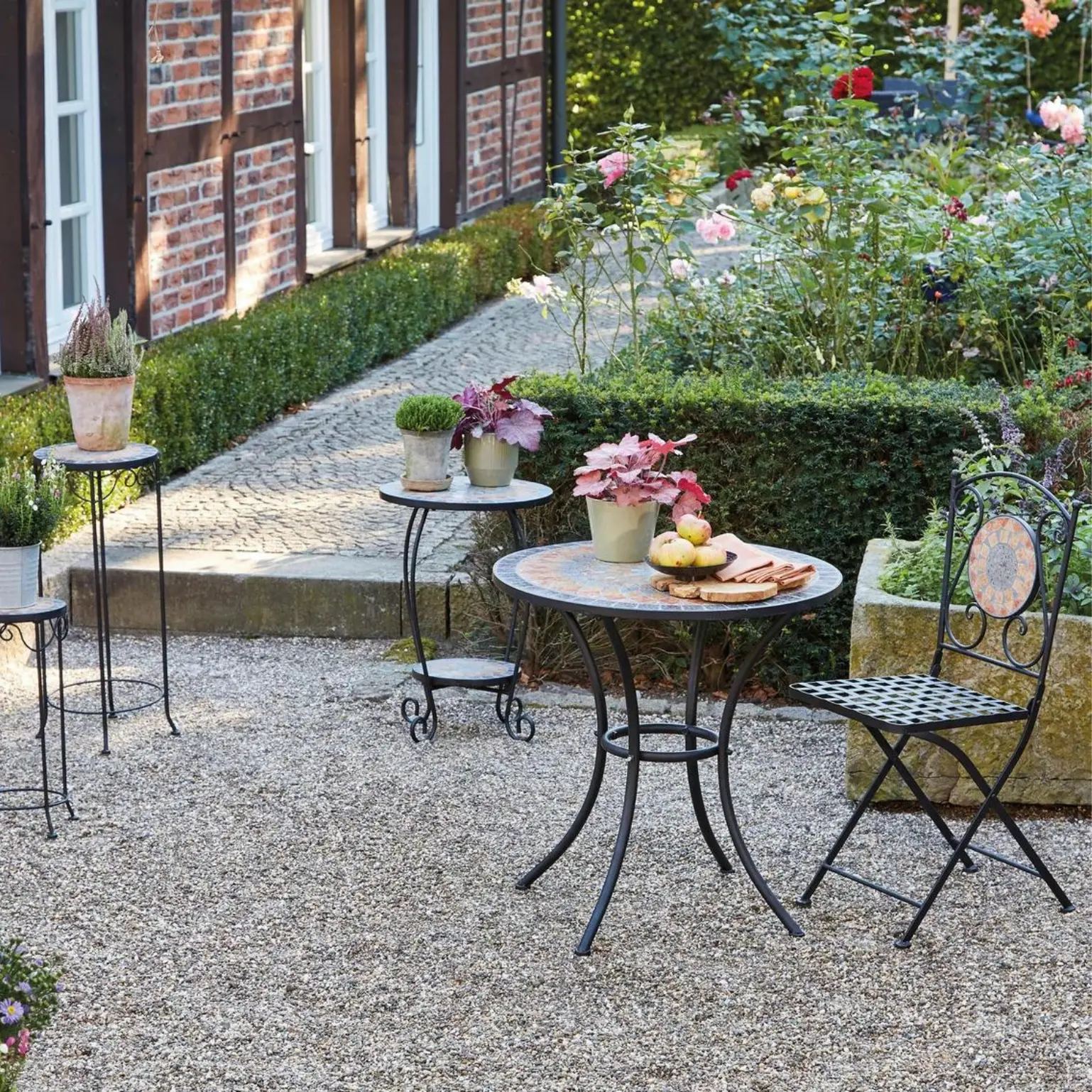 Guide: Bien nettoyer et entretenir les meubles de jardin