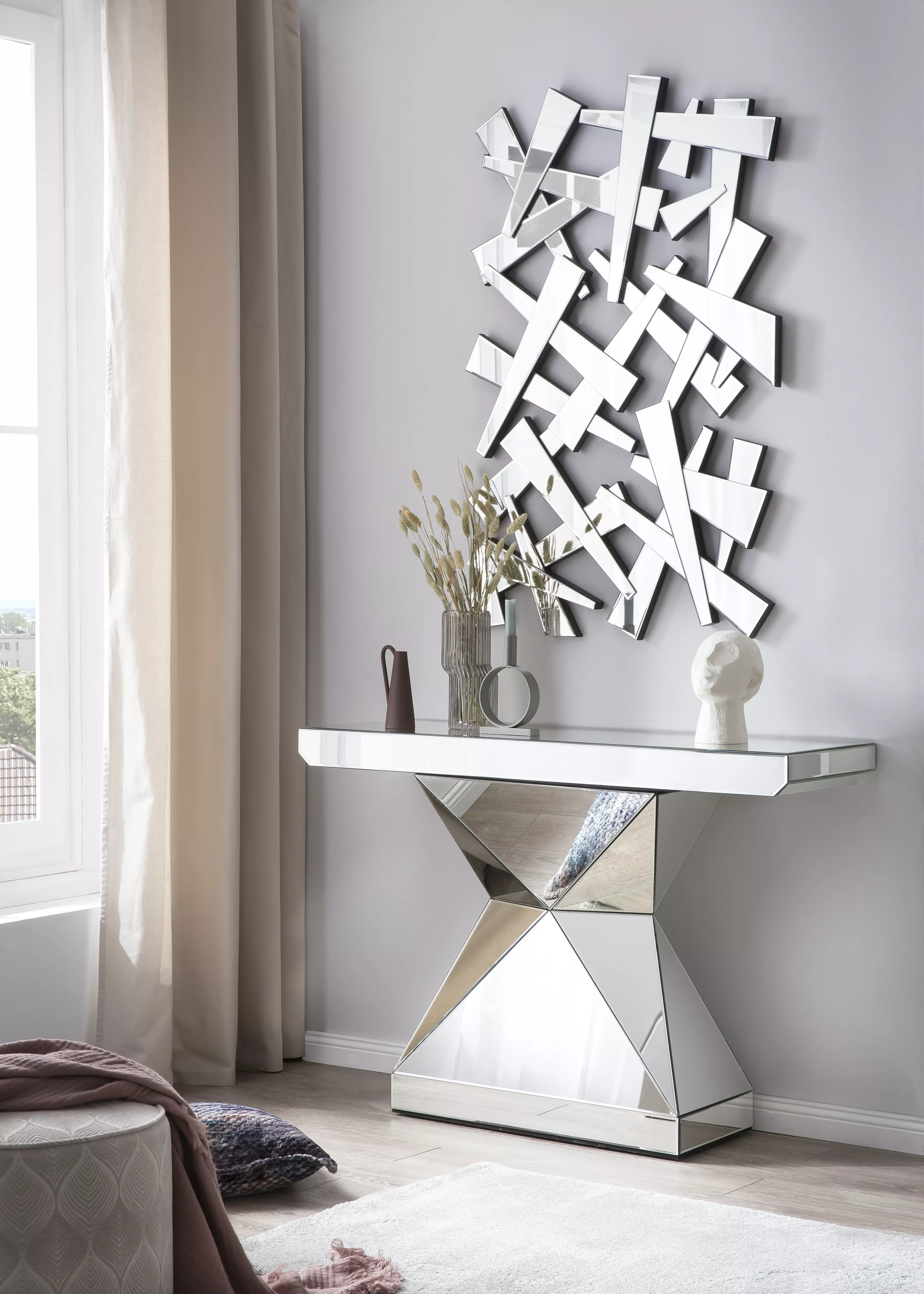 Table console PAMULANG