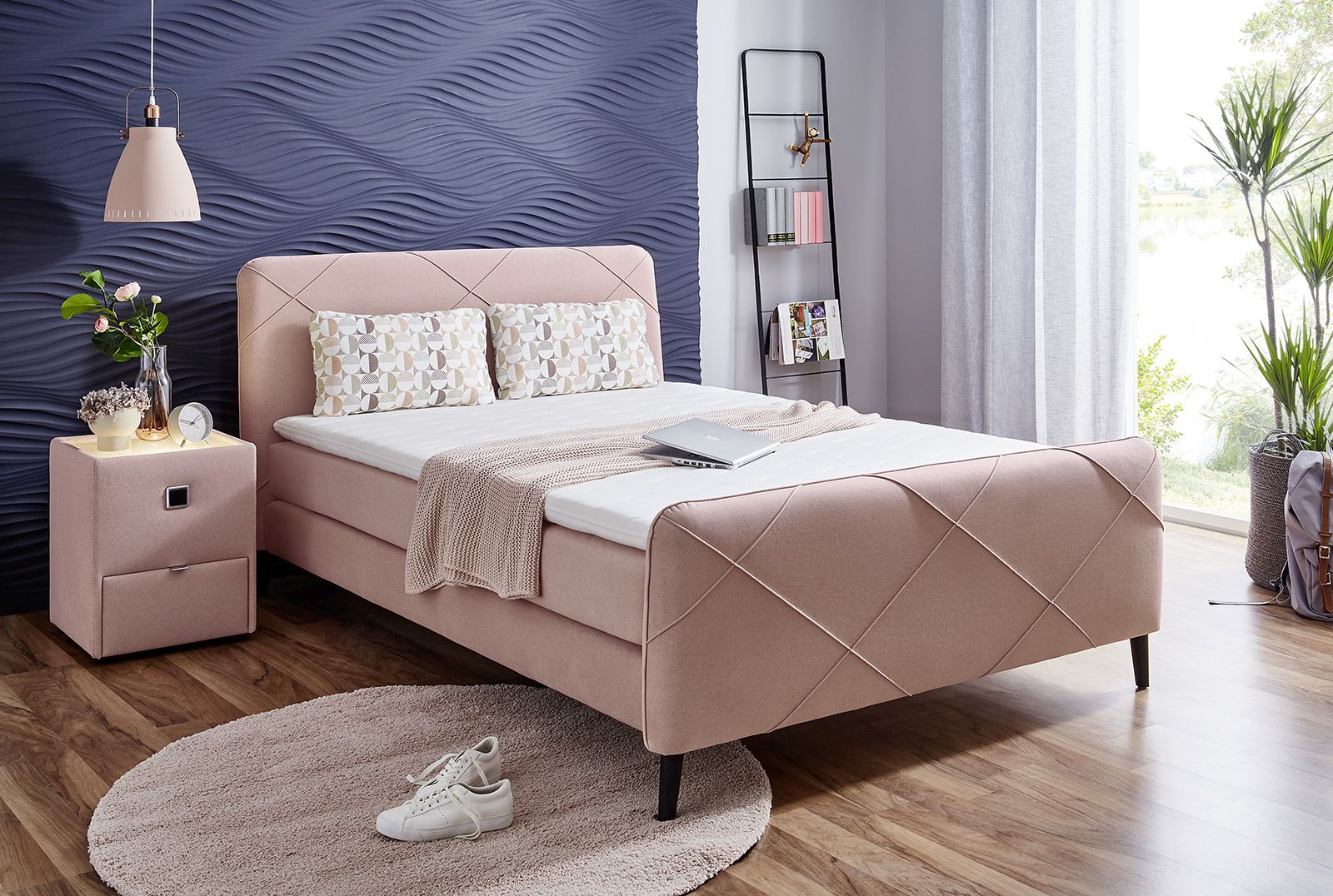 Lit boxspring  EMIA