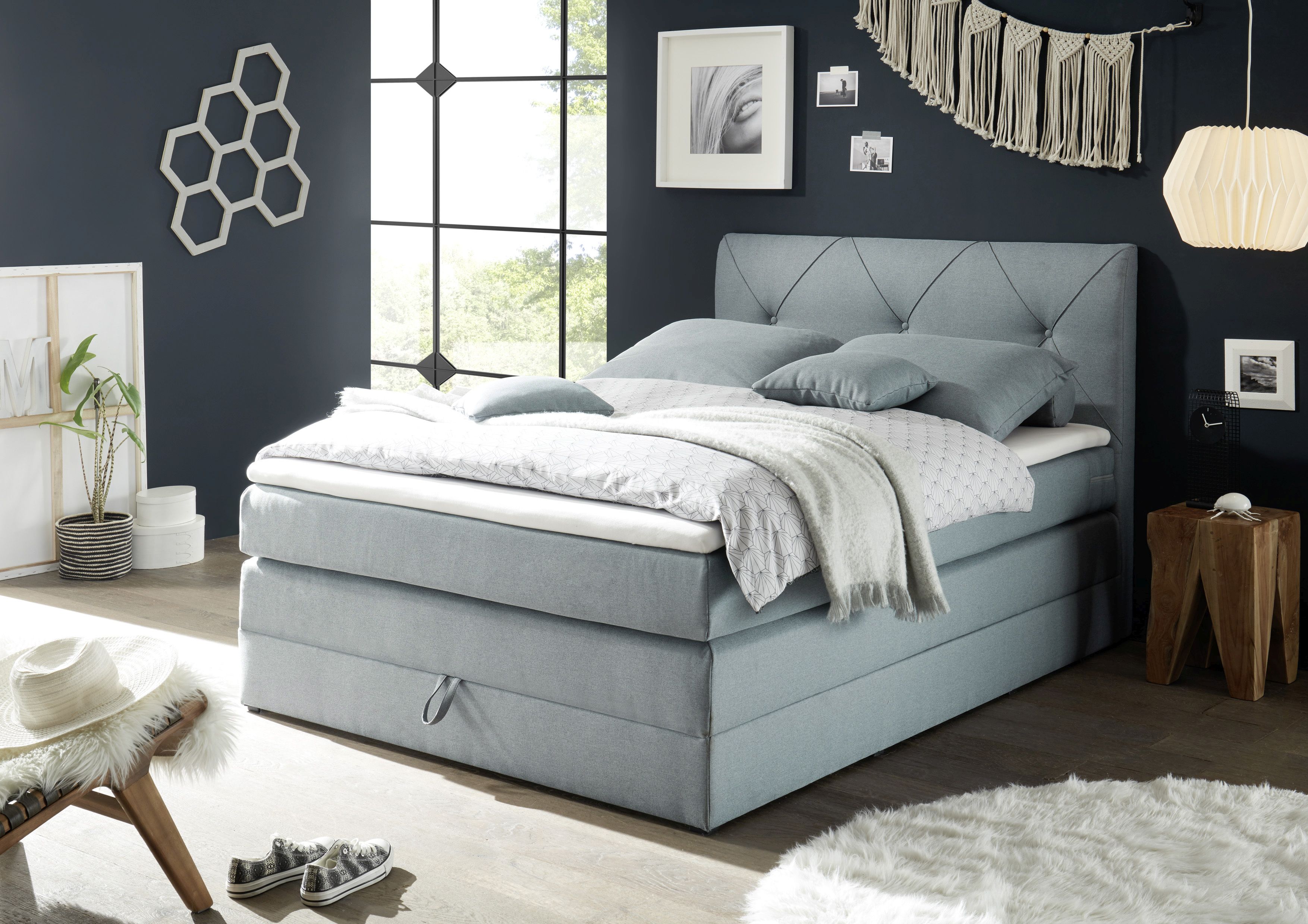 Lit boxspring  CALGARY 2