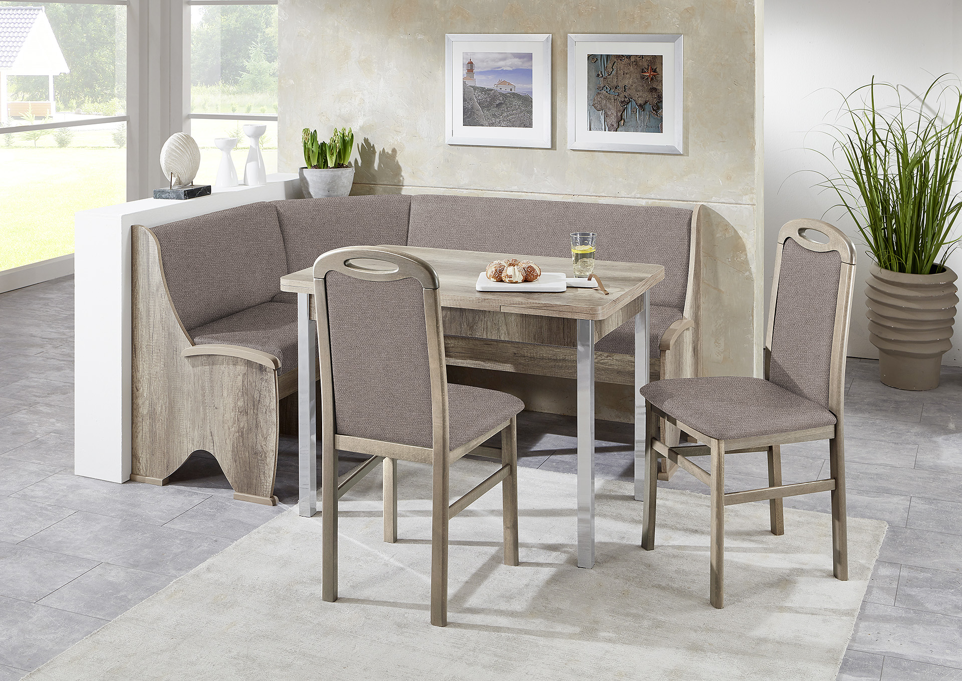 Coin repas avec banquette d'angle SABA
