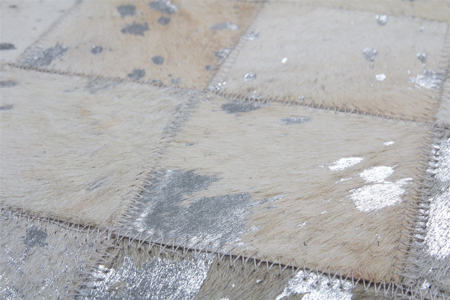 Tapis en cuir LAVISH 410