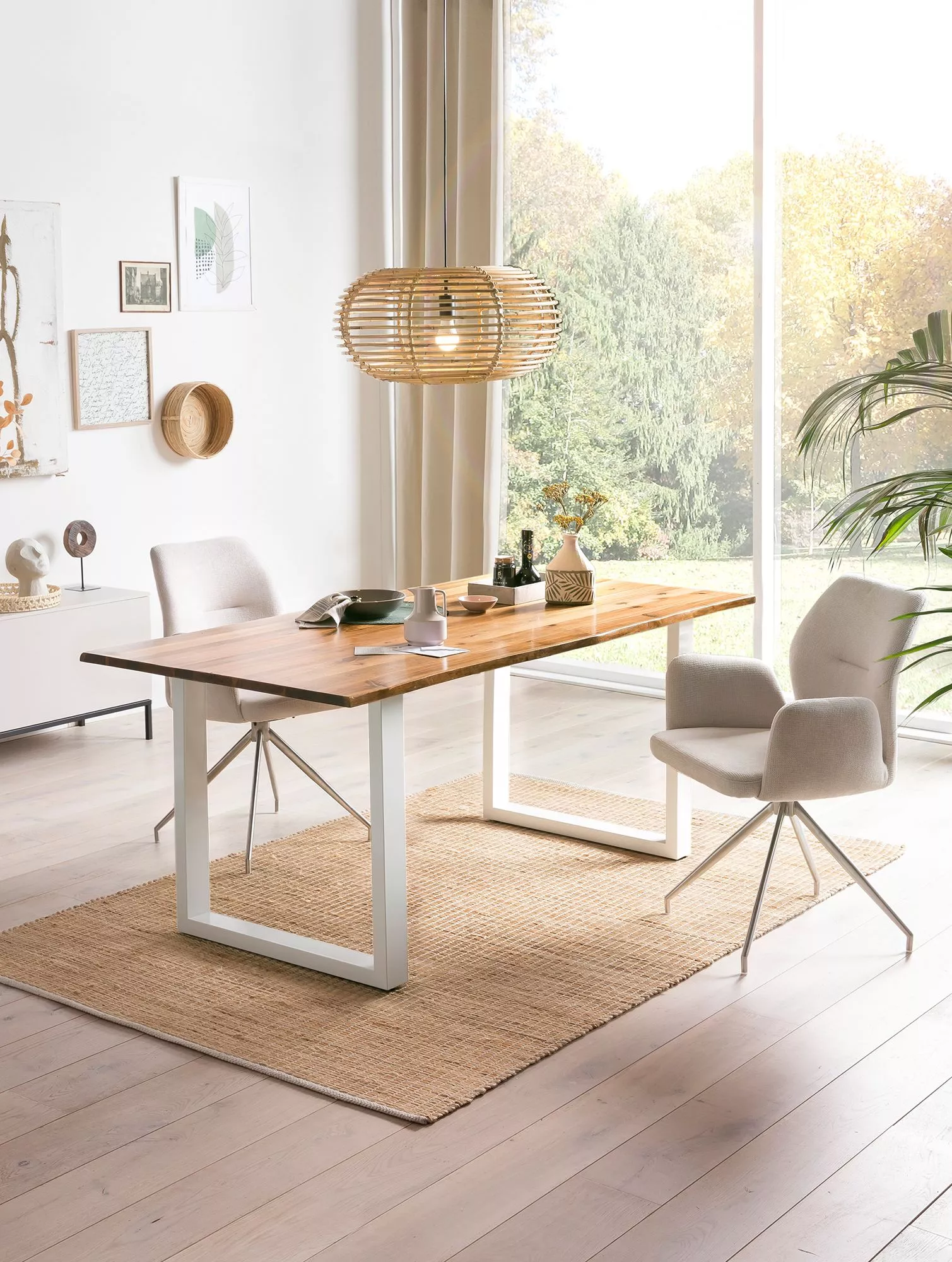 Table de repas LEMBANG Table de repas LEMBANG